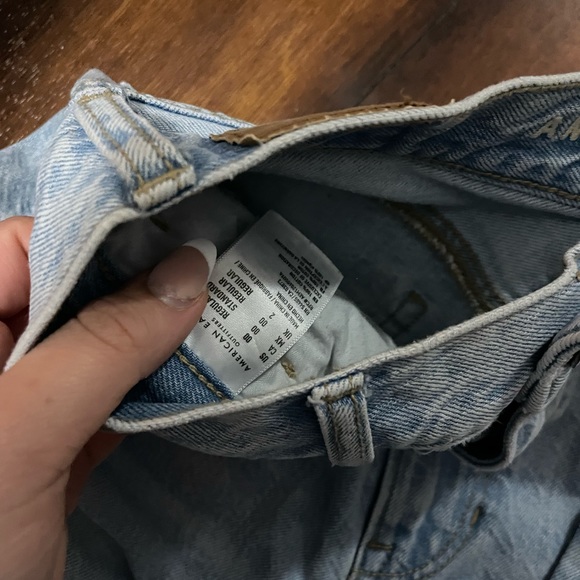 American Eagle mom jeans - Picture 4 of 5